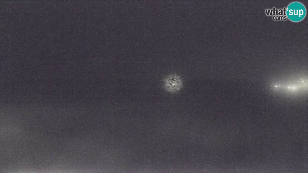 Web kamera Torre dei Corsari – Pogled uživo na plažu s Punta Usai