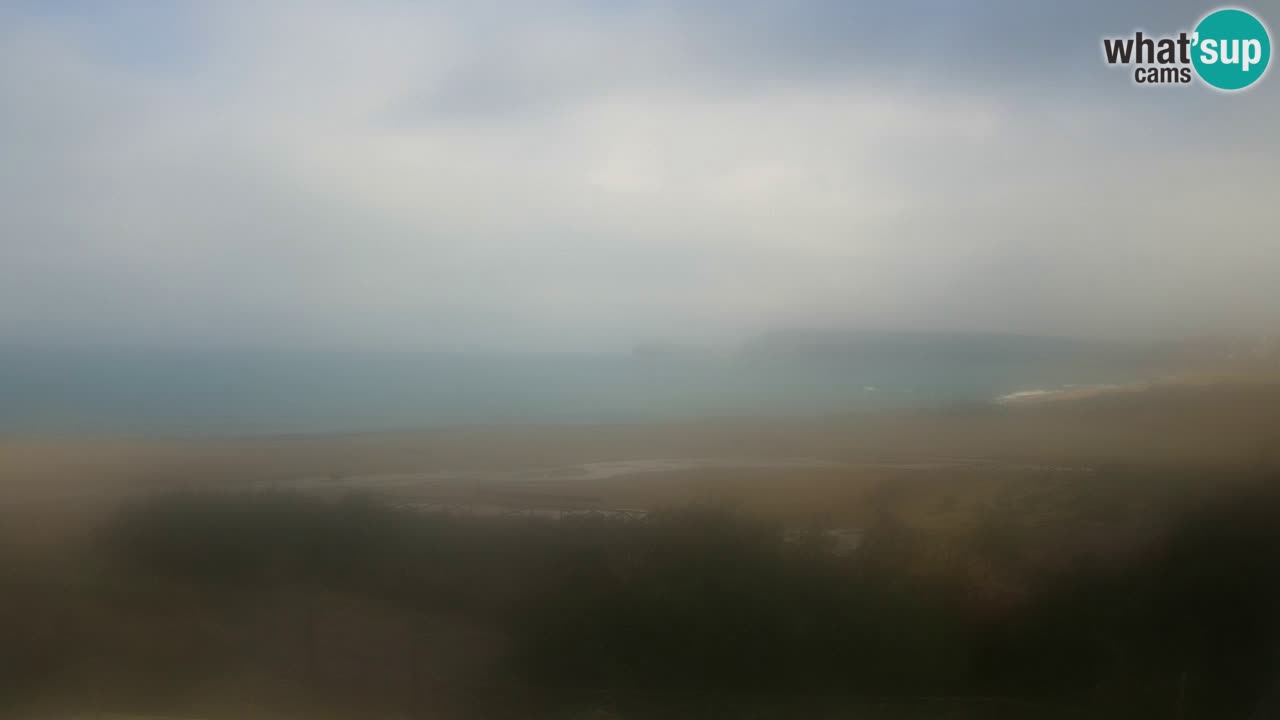 Spletna kamera Torre dei Corsari – Pogled v živo na plažo s Punta Usai