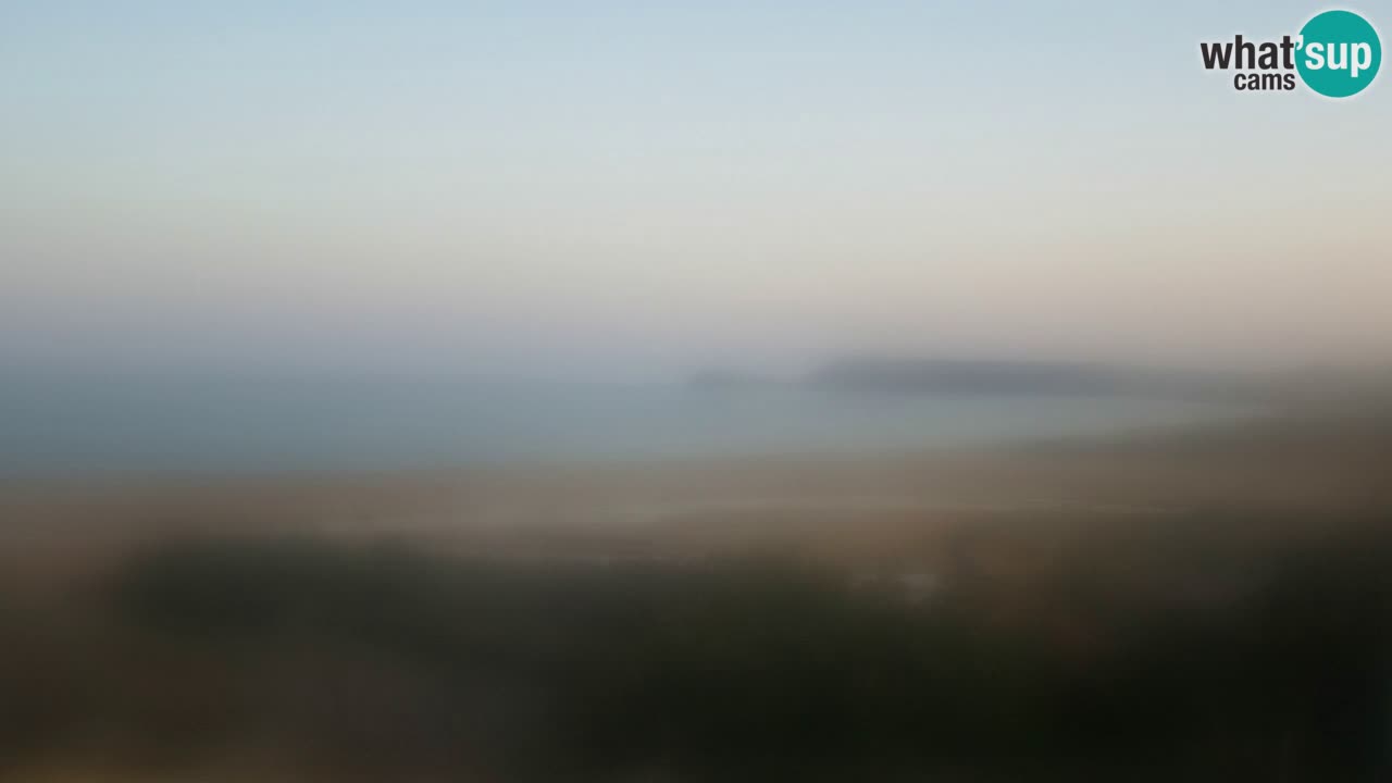 Spletna kamera Torre dei Corsari – Pogled v živo na plažo s Punta Usai