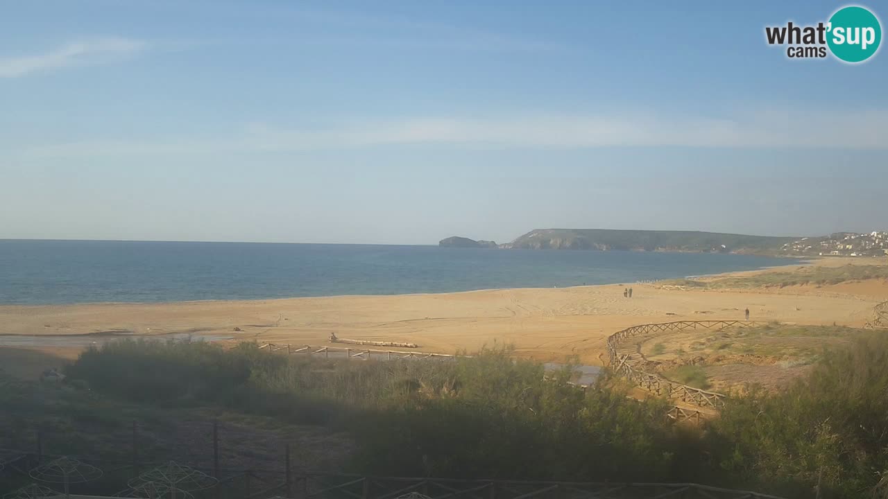 Web kamera Torre dei Corsari – Pogled uživo na plažu s Punta Usai