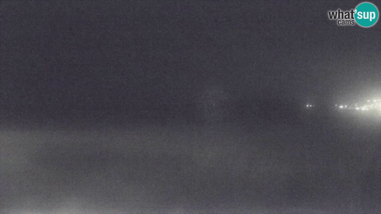 Web kamera Torre dei Corsari – Pogled uživo na plažu s Punta Usai