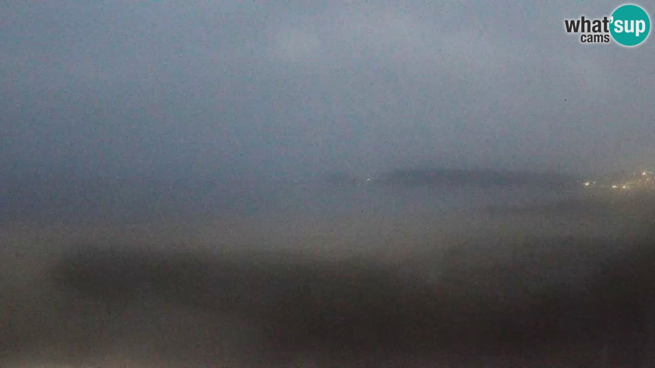 Web kamera Torre dei Corsari – Pogled uživo na plažu s Punta Usai