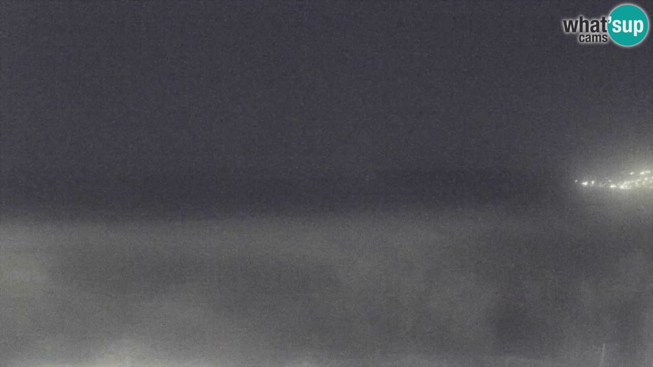 Web kamera Torre dei Corsari – Pogled uživo na plažu s Punta Usai