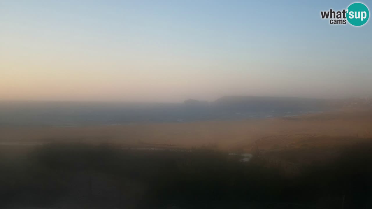 Webcam Torre dei Corsari – Vista live sulla spiaggia da Punta Usai