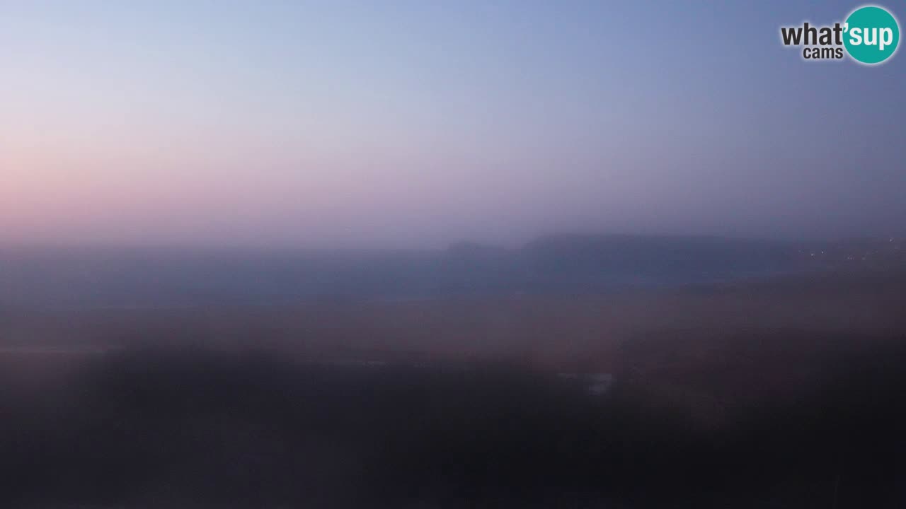 Web kamera Torre dei Corsari – Pogled uživo na plažu s Punta Usai