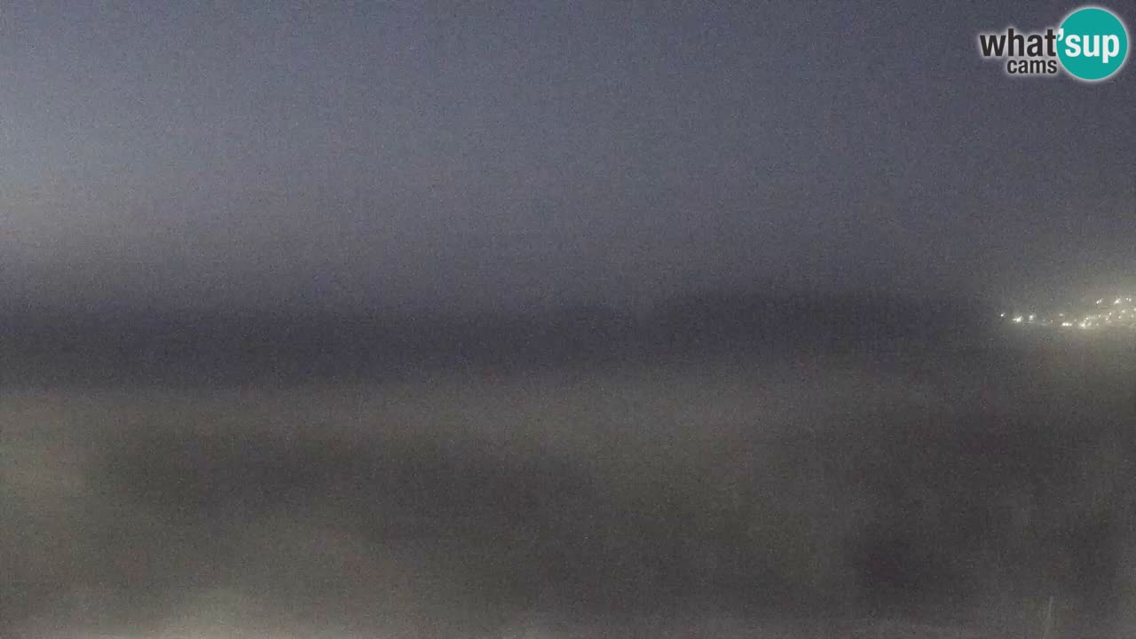 Web kamera Torre dei Corsari – Pogled uživo na plažu s Punta Usai