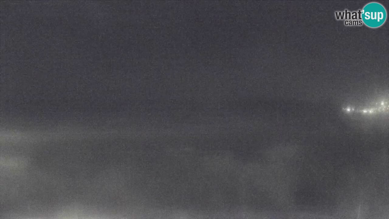 Web kamera Torre dei Corsari – Pogled uživo na plažu s Punta Usai