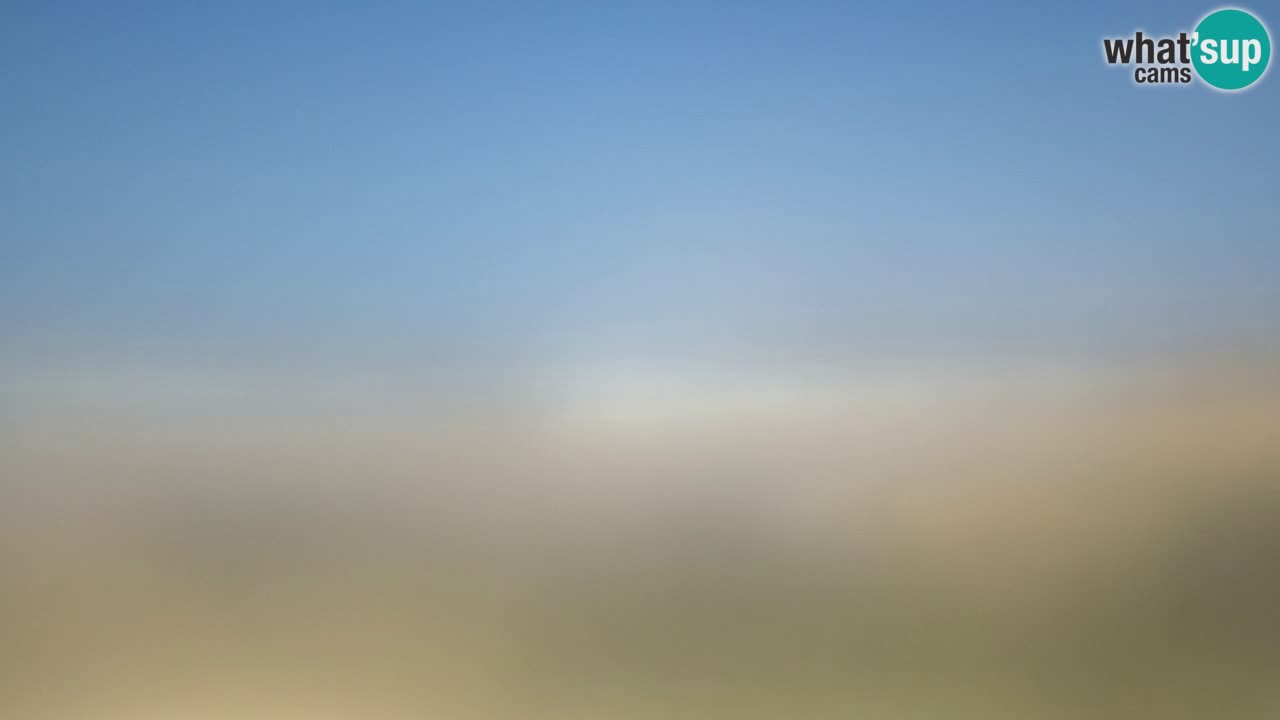 Web kamera Torre dei Corsari – Pogled uživo na plažu s Punta Usai