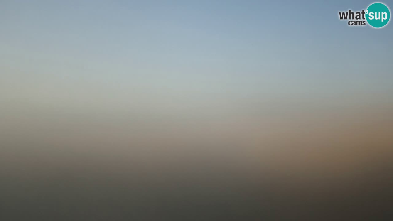 Webcam Torre dei Corsari – Vista live sulla spiaggia da Punta Usai