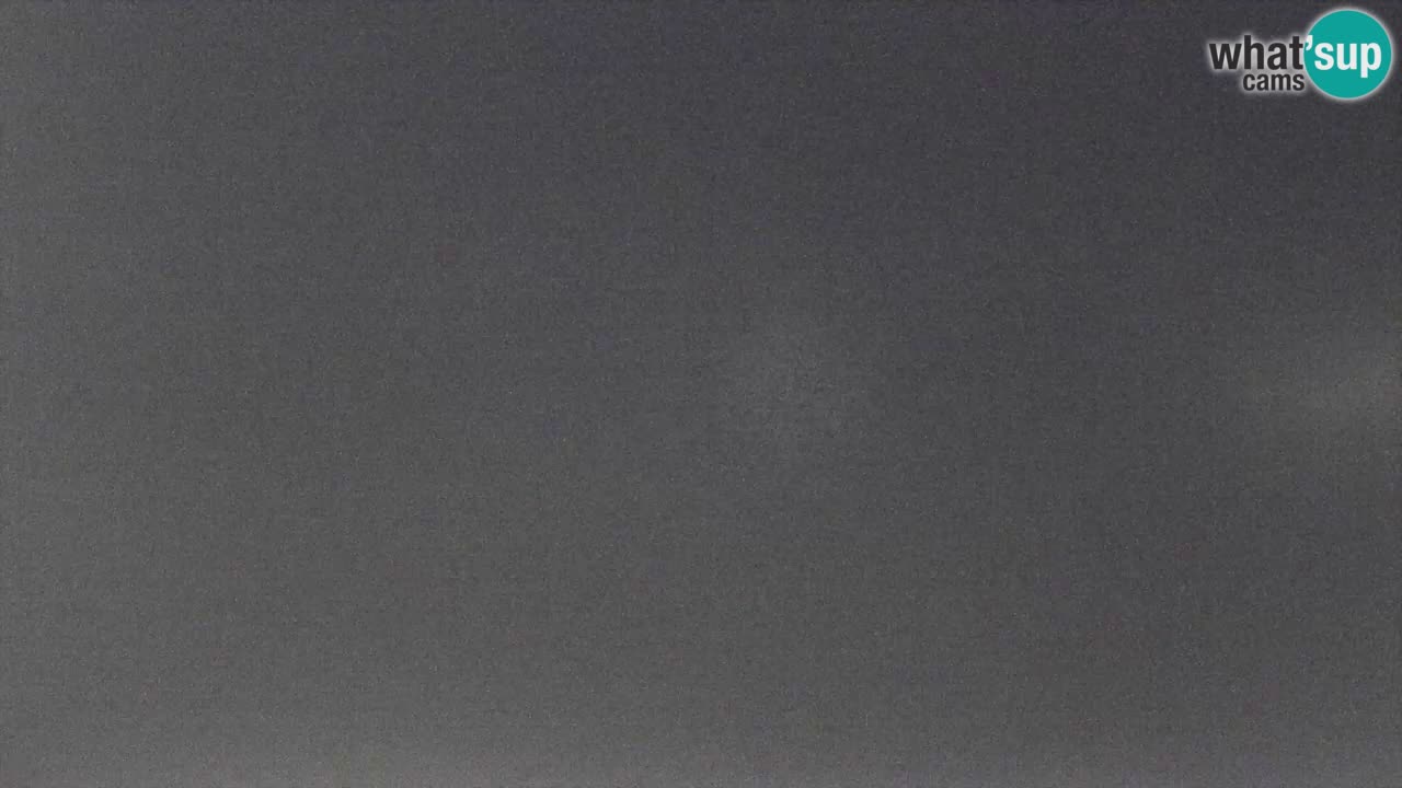 Spletna kamera Torre dei Corsari – Pogled v živo na plažo s Punta Usai