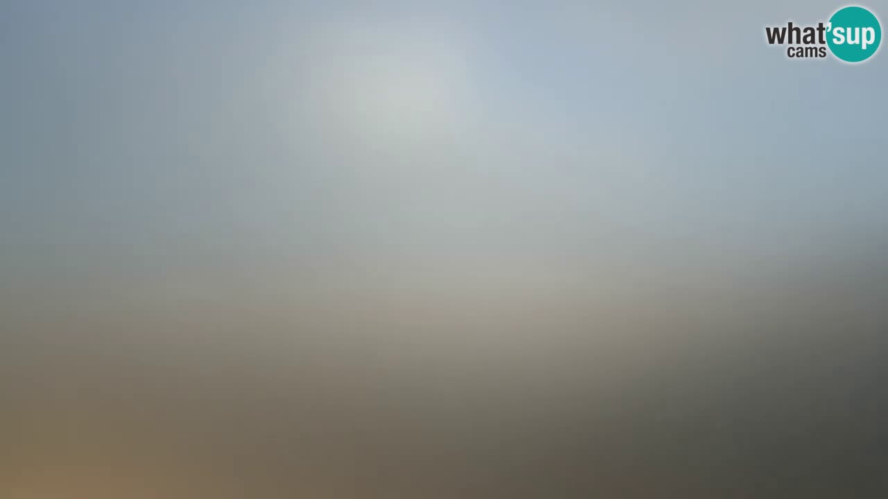 Webcam Torre dei Corsari – Vue en direct sur la plage depuis Punta Usai