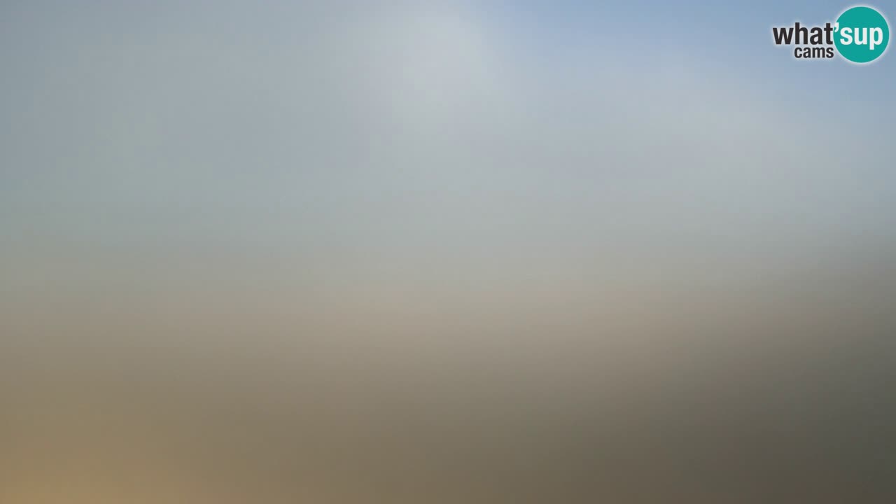 Webcam Torre dei Corsari – Live Beach View from Punta Usai