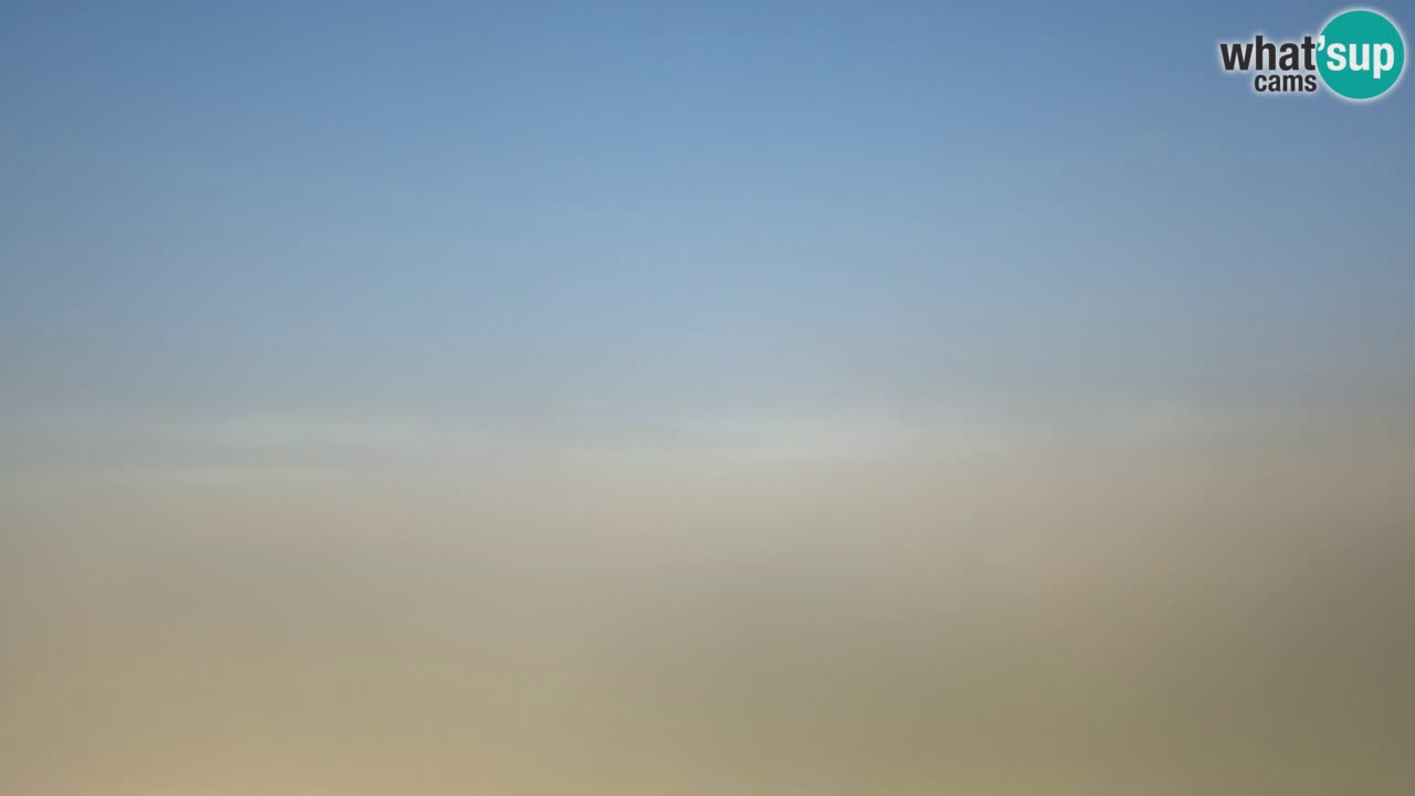 Web kamera Torre dei Corsari – Pogled uživo na plažu s Punta Usai