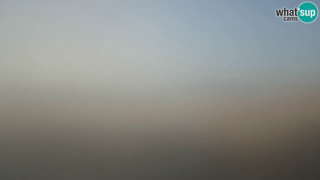 Webcam Torre dei Corsari – Vue en direct sur la plage depuis Punta Usai