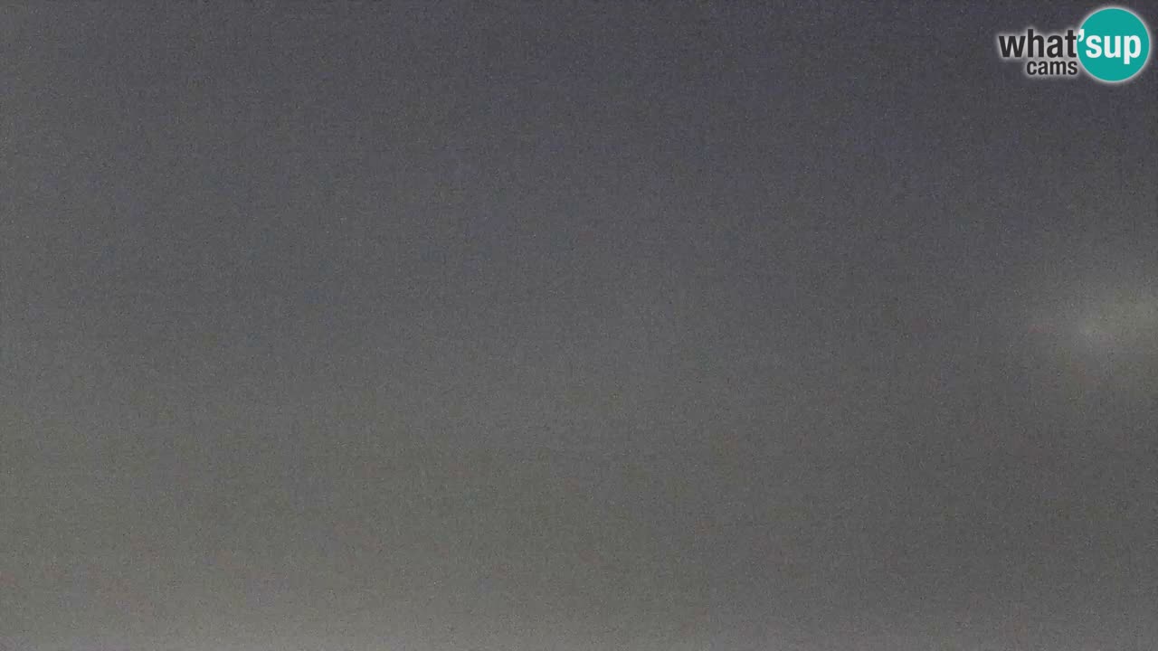 Web kamera Torre dei Corsari – Pogled uživo na plažu s Punta Usai