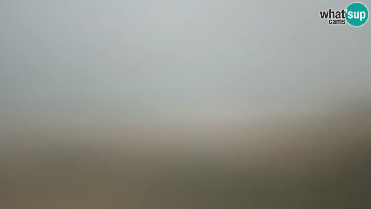 Web kamera Torre dei Corsari – Pogled uživo na plažu s Punta Usai