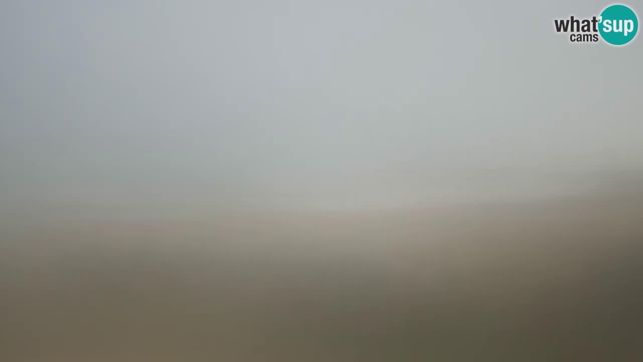 Spletna kamera Torre dei Corsari – Pogled v živo na plažo s Punta Usai