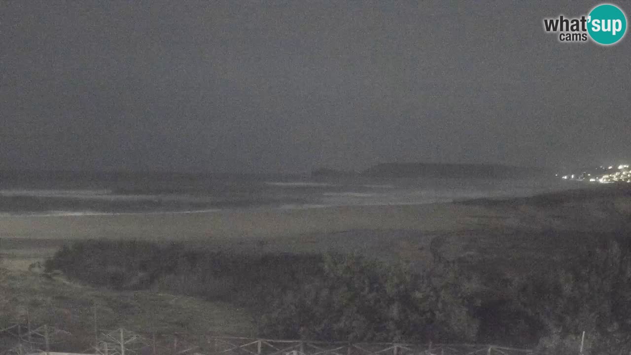 Web kamera Torre dei Corsari – Pogled uživo na plažu s Punta Usai