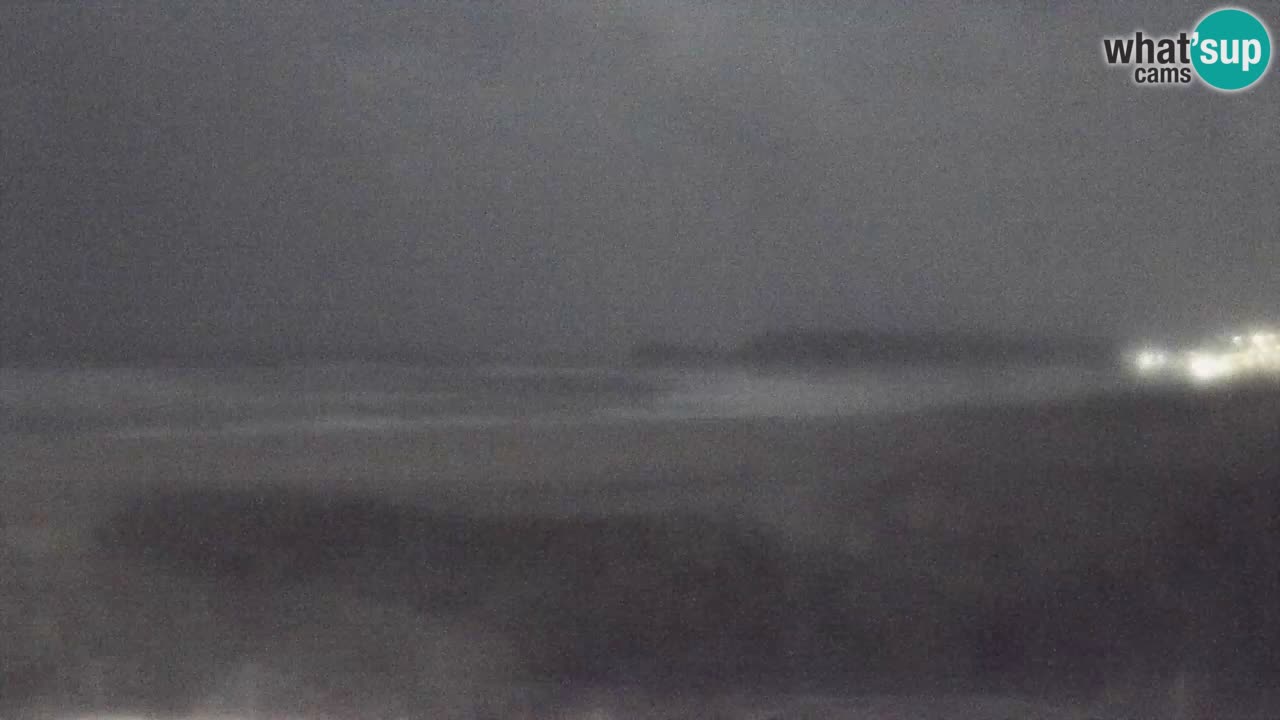 Web kamera Torre dei Corsari – Pogled uživo na plažu s Punta Usai