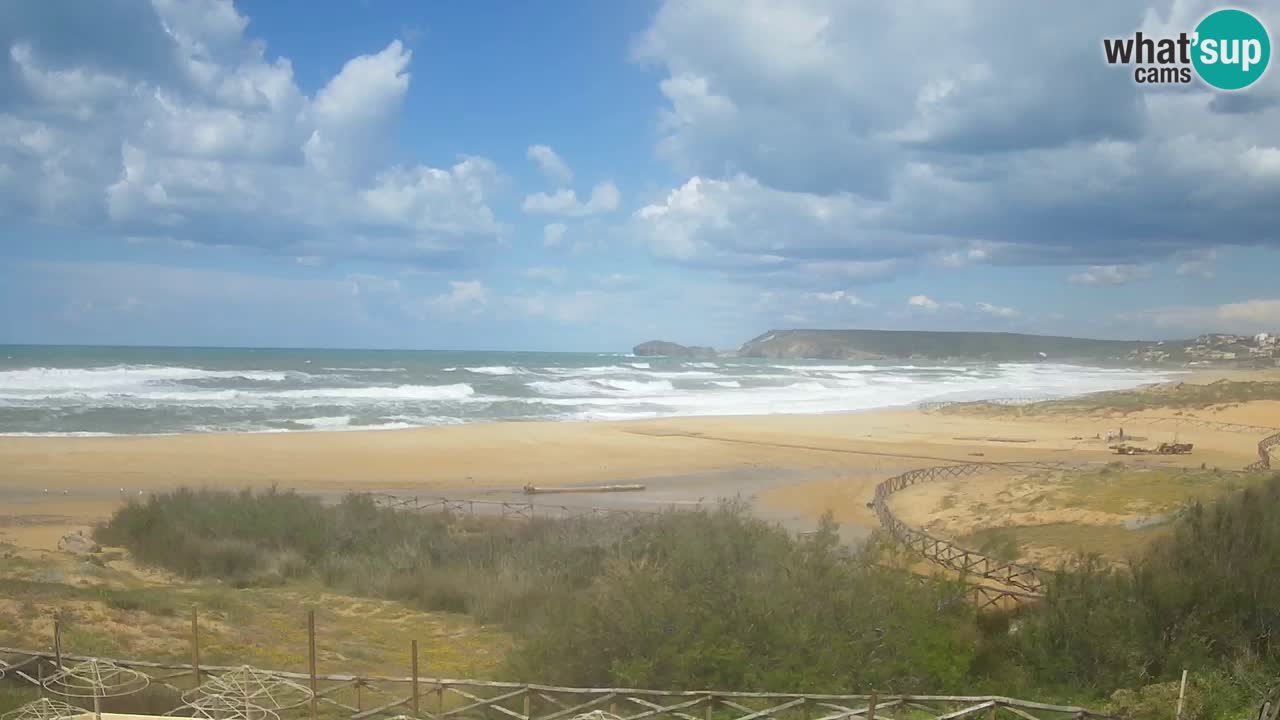 Webcam Torre dei Corsari – Vista live sulla spiaggia da Punta Usai