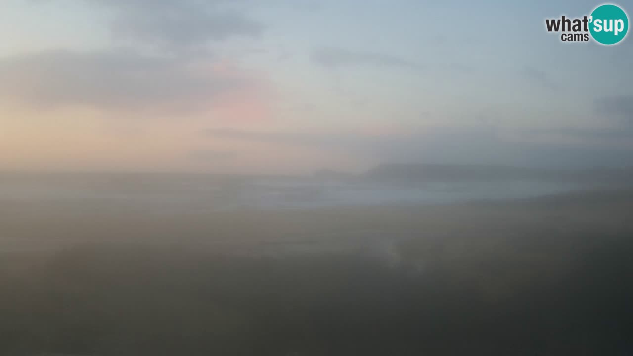 Spletna kamera Torre dei Corsari – Pogled v živo na plažo s Punta Usai