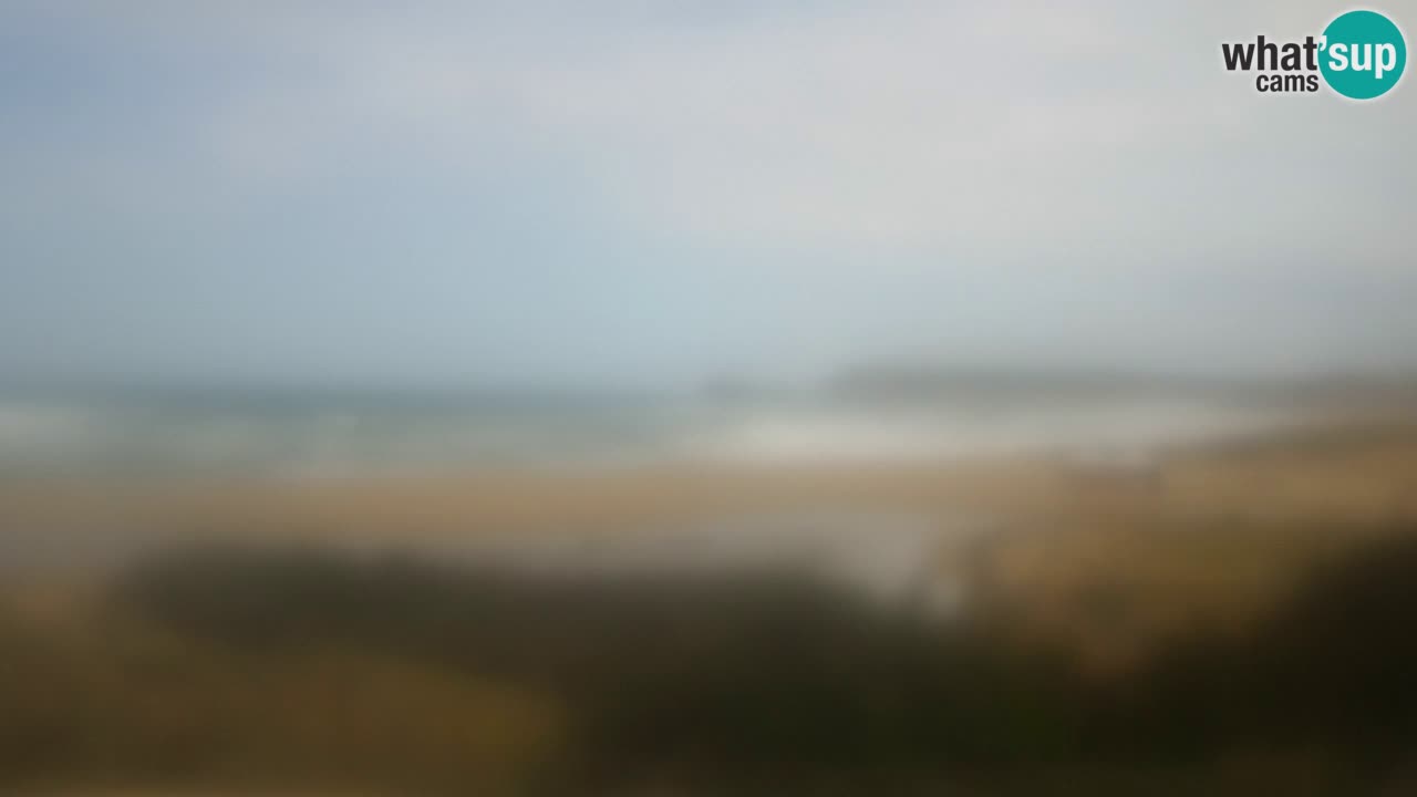 Spletna kamera Torre dei Corsari – Pogled v živo na plažo s Punta Usai