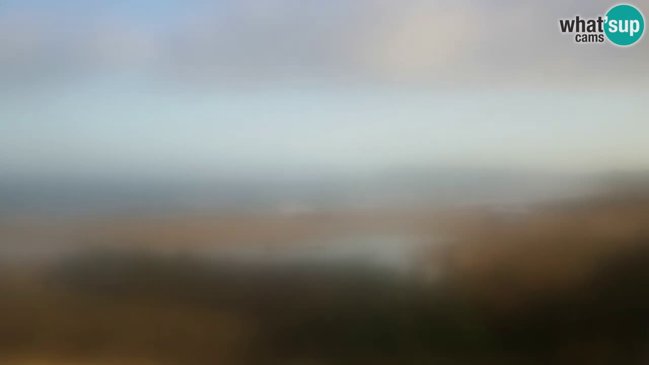 Web kamera Torre dei Corsari – Pogled uživo na plažu s Punta Usai