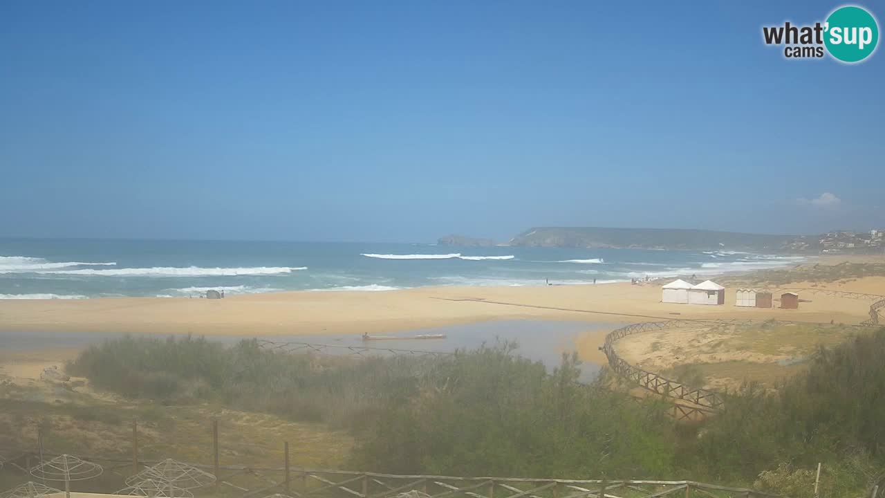 Spletna kamera Torre dei Corsari – Pogled v živo na plažo s Punta Usai