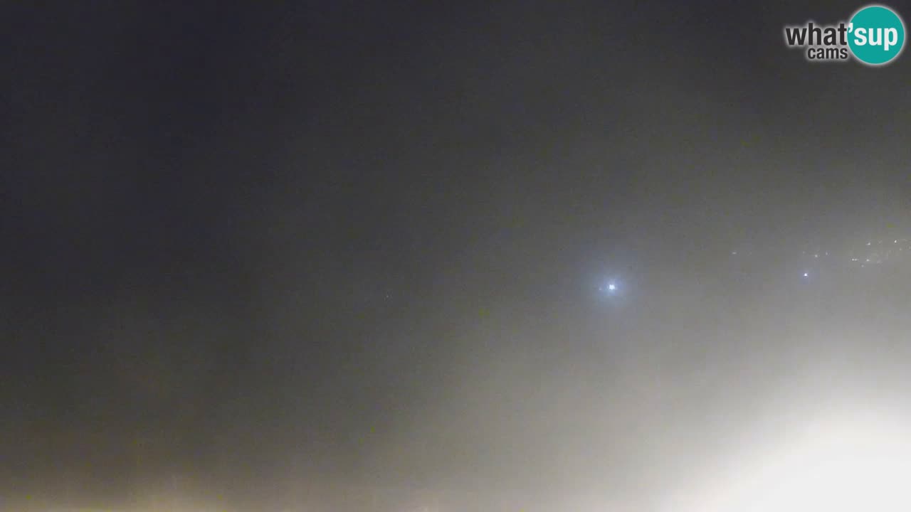 Web kamera Torre dei Corsari – Pogled uživo na plažu s Punta Usai