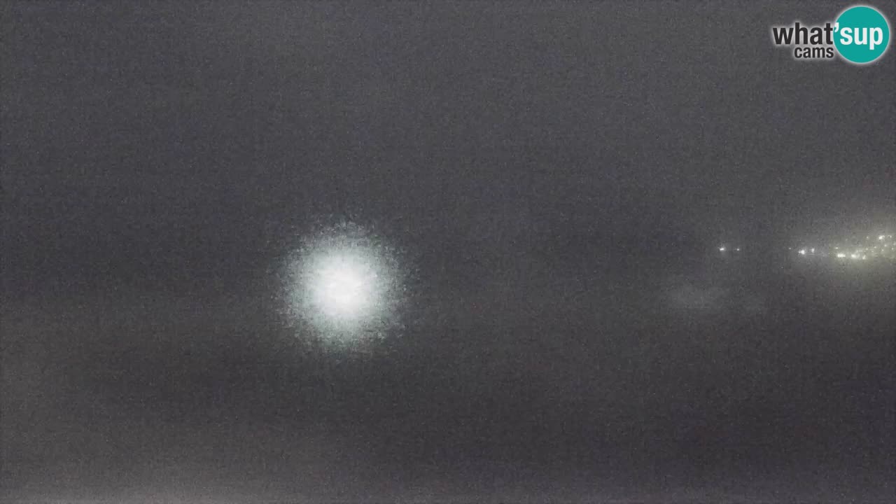 Spletna kamera Torre dei Corsari – Pogled v živo na plažo s Punta Usai