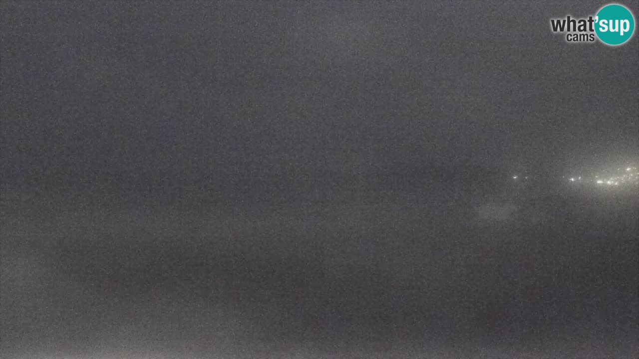 Webcam Torre dei Corsari – Vista live sulla spiaggia da Punta Usai