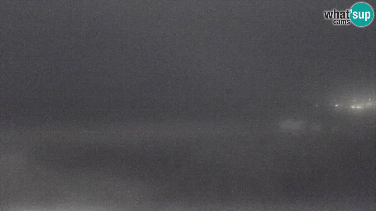 Web kamera Torre dei Corsari – Pogled uživo na plažu s Punta Usai