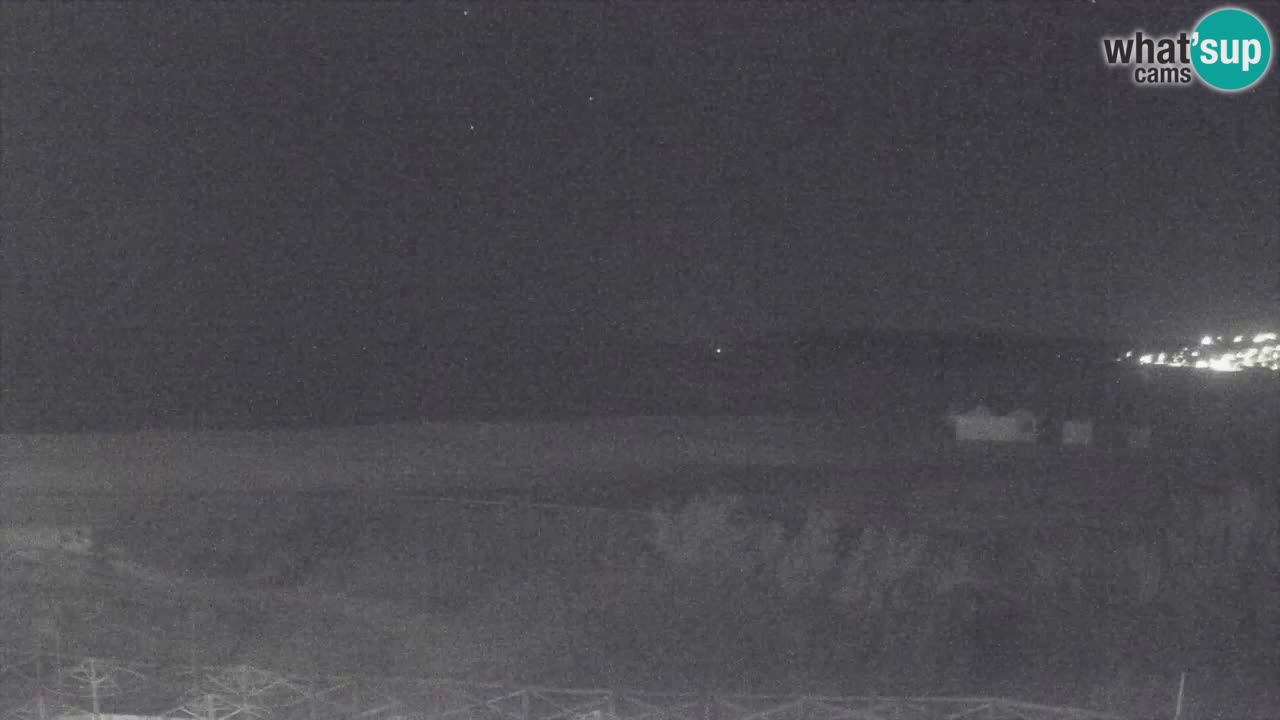 Spletna kamera Torre dei Corsari – Pogled v živo na plažo s Punta Usai