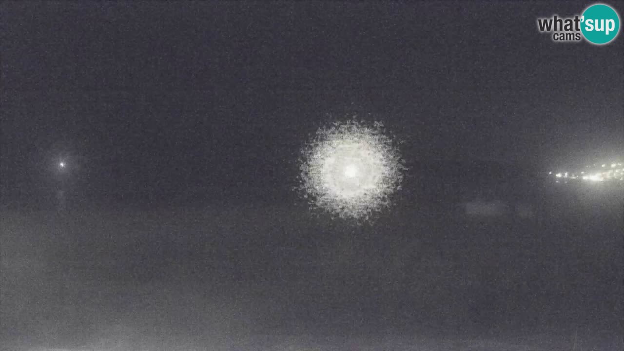 Spletna kamera Torre dei Corsari – Pogled v živo na plažo s Punta Usai