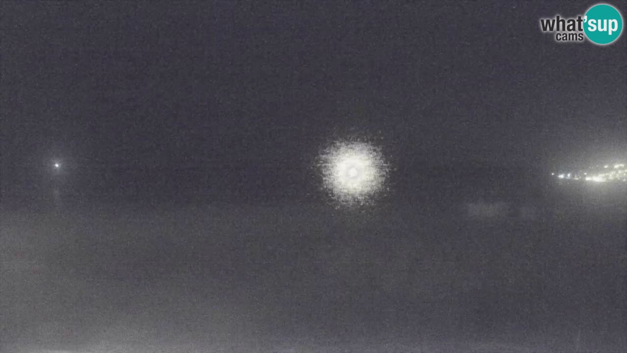 Web kamera Torre dei Corsari – Pogled uživo na plažu s Punta Usai