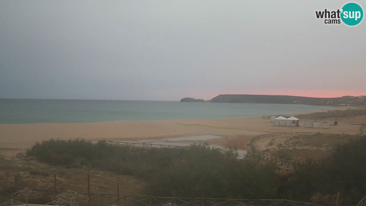 Spletna kamera Torre dei Corsari – Pogled v živo na plažo s Punta Usai