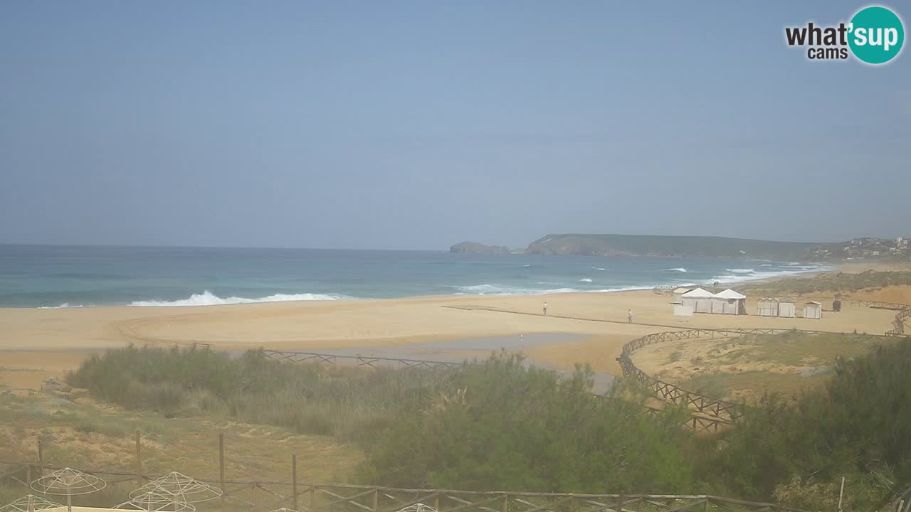 Web kamera Torre dei Corsari – Pogled uživo na plažu s Punta Usai