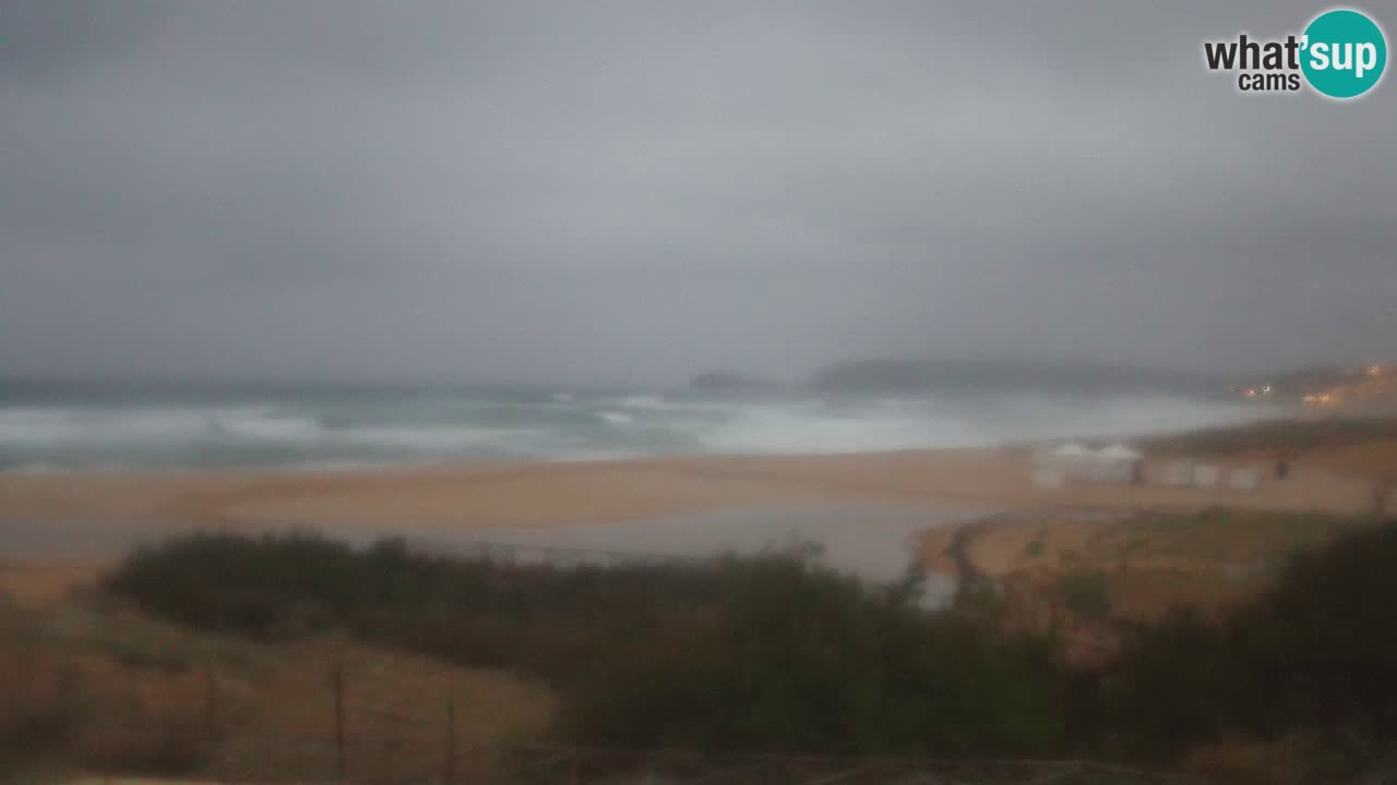 Web kamera Torre dei Corsari – Pogled uživo na plažu s Punta Usai