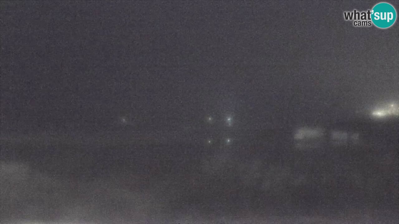 Web kamera Torre dei Corsari – Pogled uživo na plažu s Punta Usai