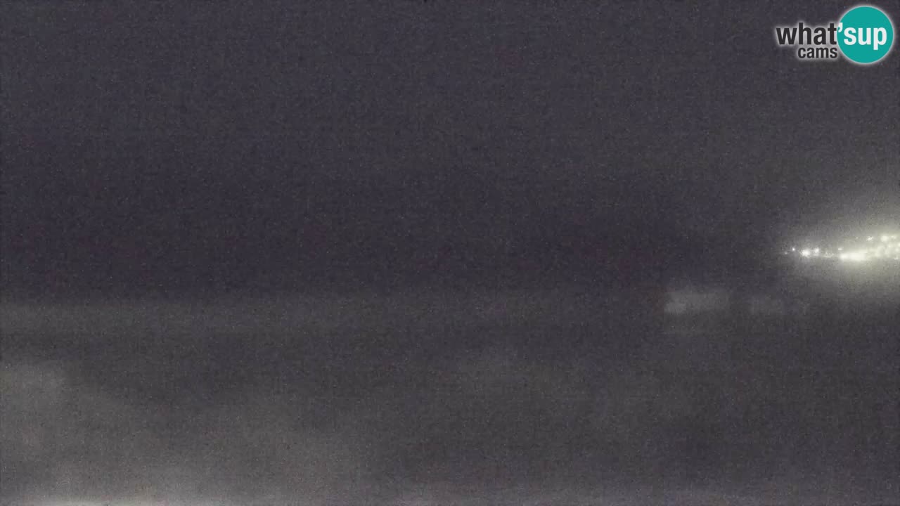 Web kamera Torre dei Corsari – Pogled uživo na plažu s Punta Usai