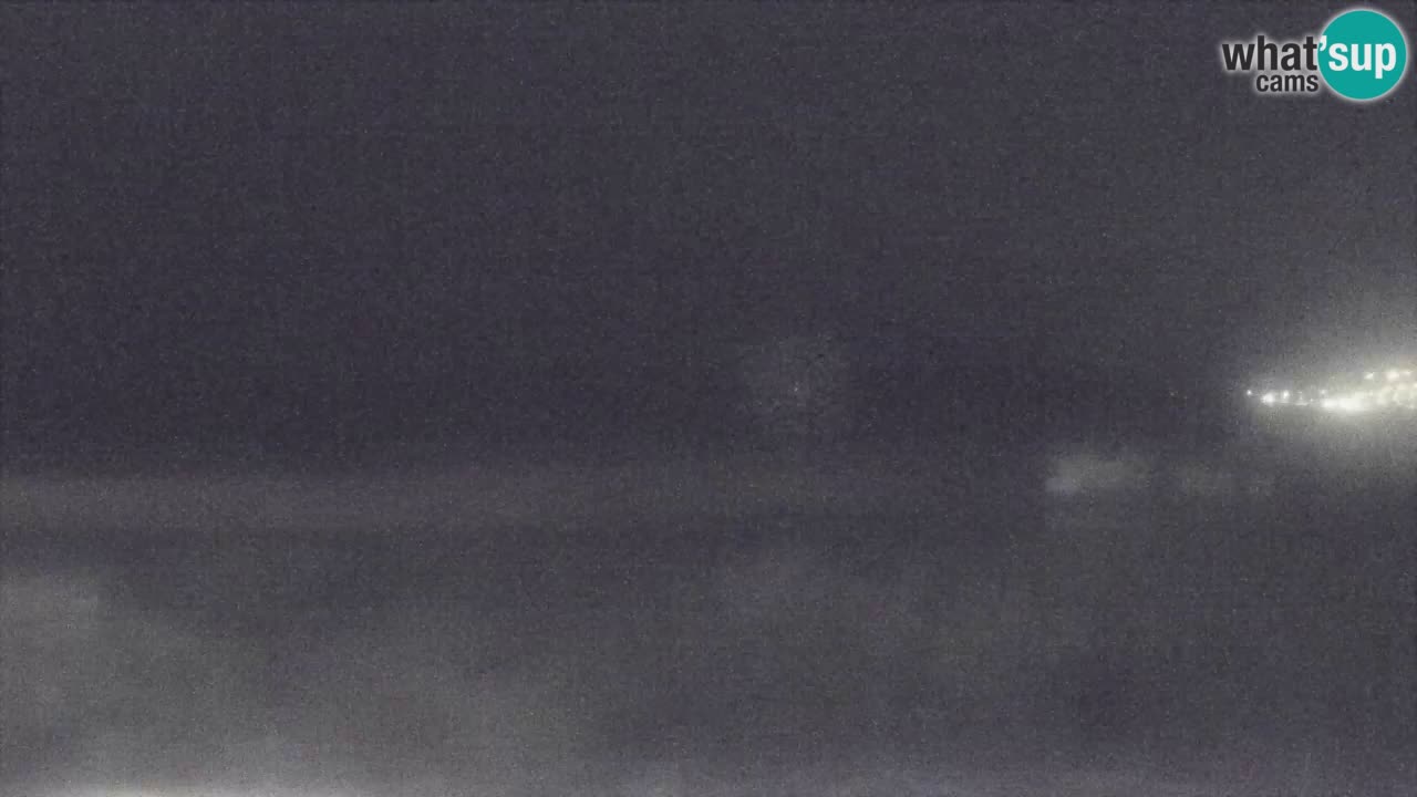 Web kamera Torre dei Corsari – Pogled uživo na plažu s Punta Usai