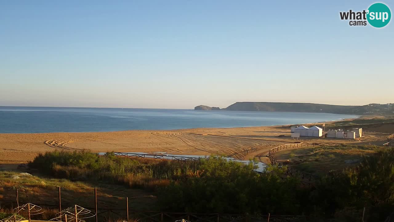 Spletna kamera Torre dei Corsari – Pogled v živo na plažo s Punta Usai