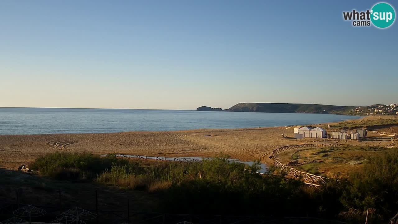 Webcam Torre dei Corsari – Vista live sulla spiaggia da Punta Usai