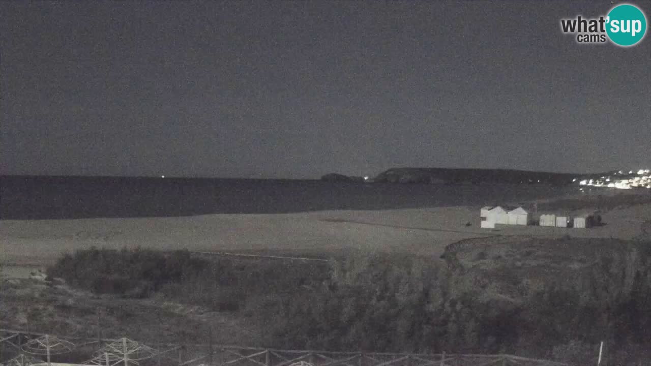 Spletna kamera Torre dei Corsari – Pogled v živo na plažo s Punta Usai