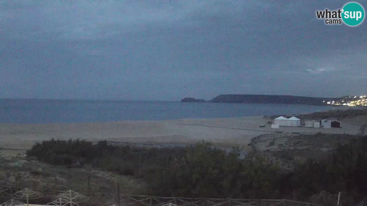 Spletna kamera Torre dei Corsari – Pogled v živo na plažo s Punta Usai