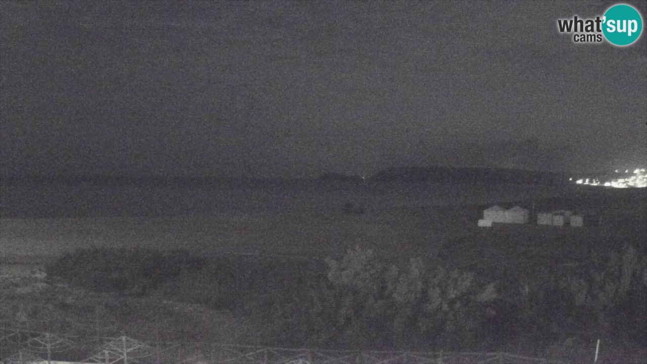 Spletna kamera Torre dei Corsari – Pogled v živo na plažo s Punta Usai