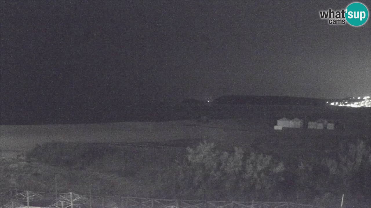 Spletna kamera Torre dei Corsari – Pogled v živo na plažo s Punta Usai