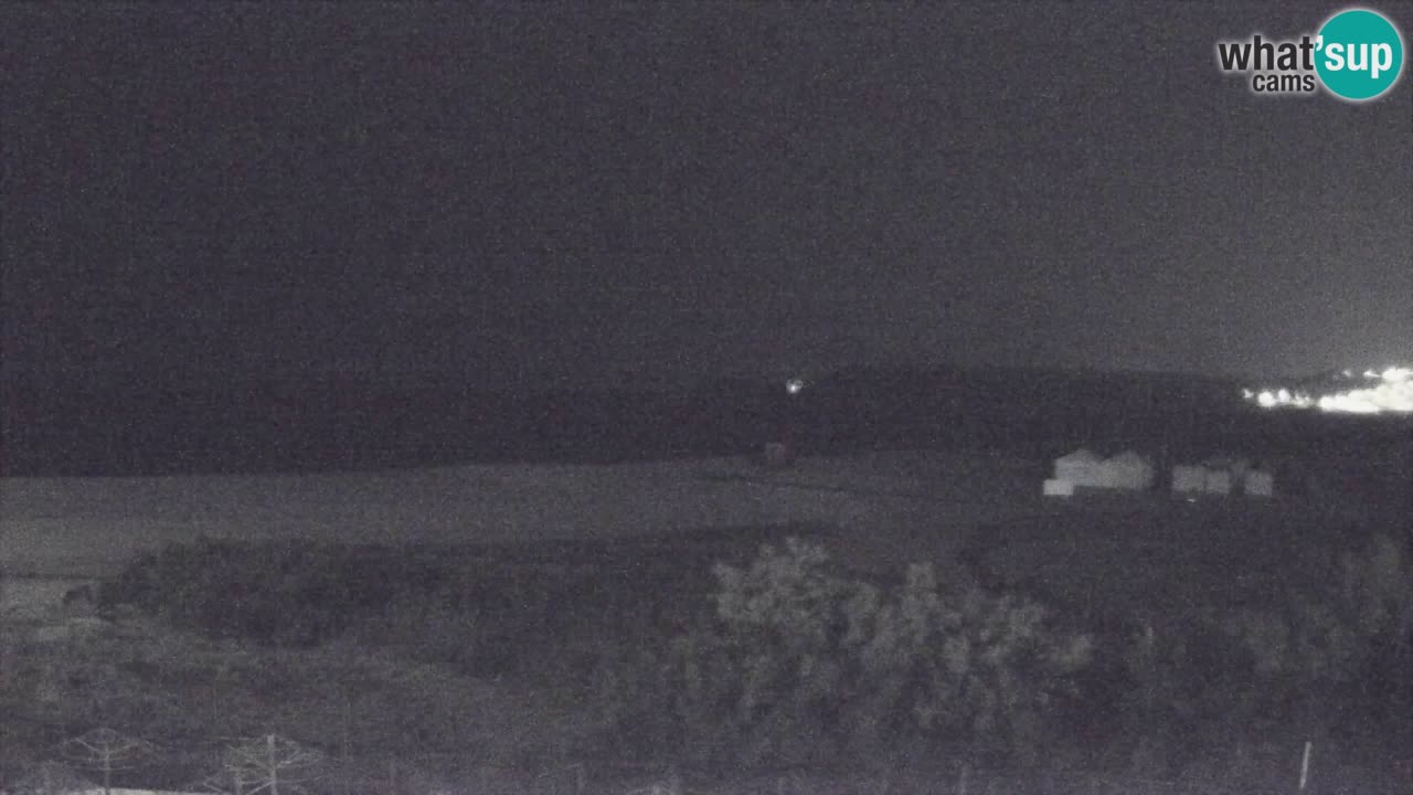 Spletna kamera Torre dei Corsari – Pogled v živo na plažo s Punta Usai