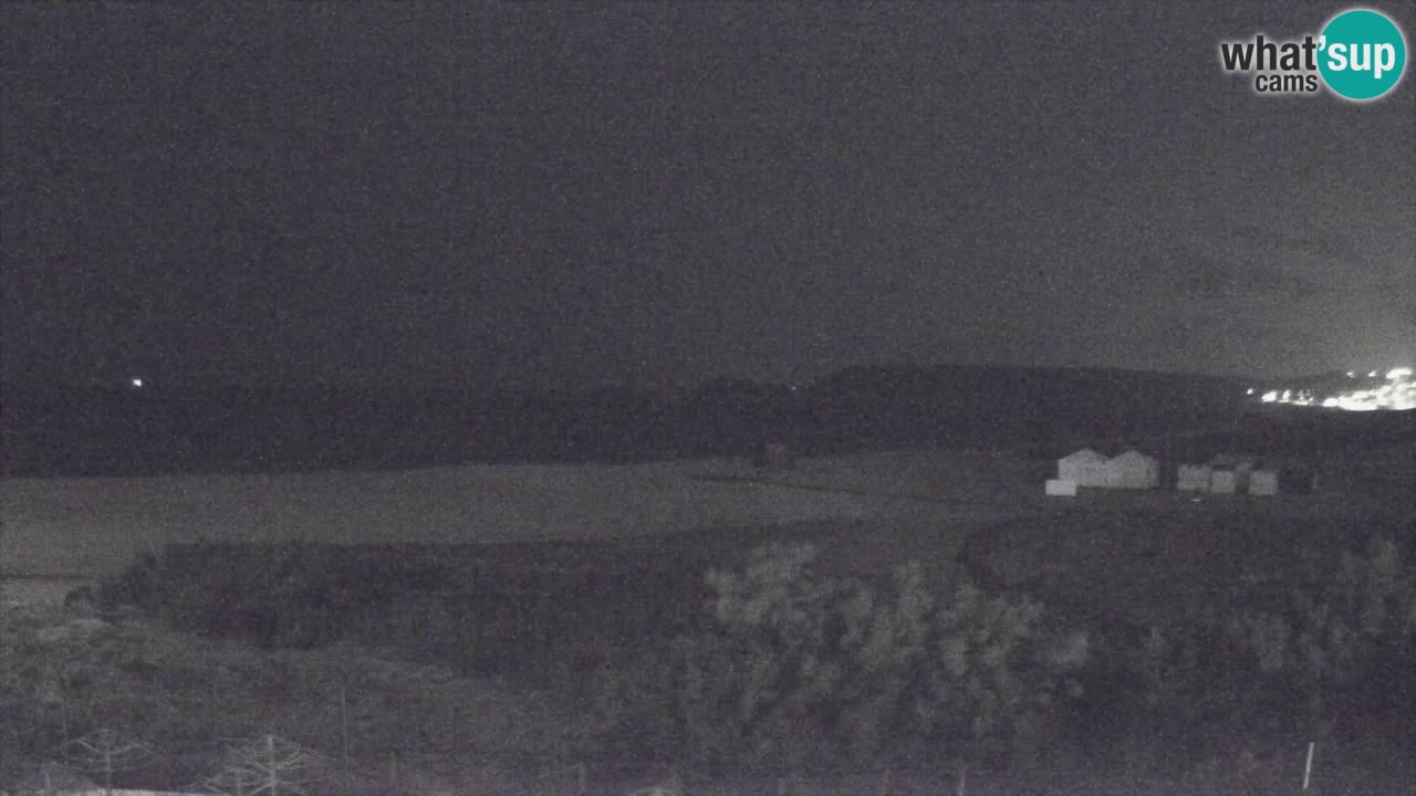 Spletna kamera Torre dei Corsari – Pogled v živo na plažo s Punta Usai
