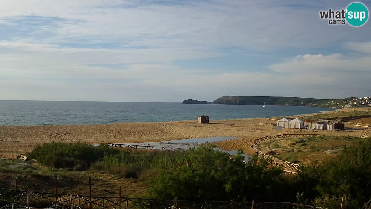 Spletna kamera Torre dei Corsari – Pogled v živo na plažo s Punta Usai